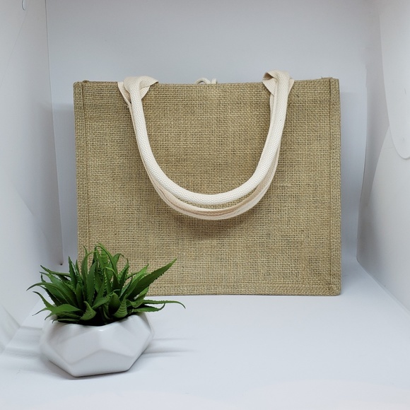 NWT HELLO WEEKEND Woven Tote, White - Picture 4 of 6